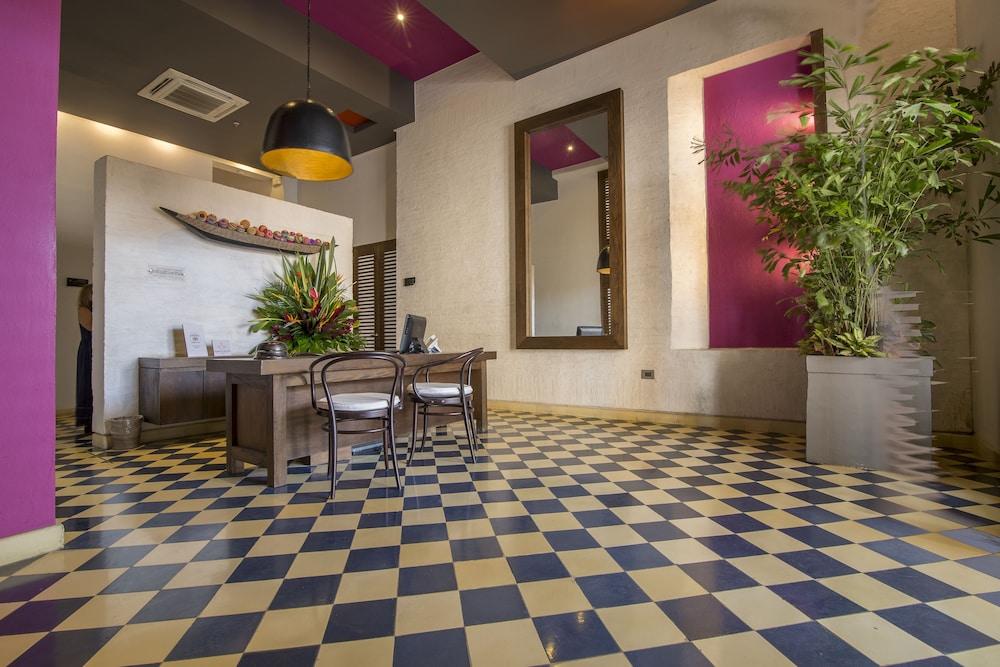 Hotel Sophia By Oxohotel 5*